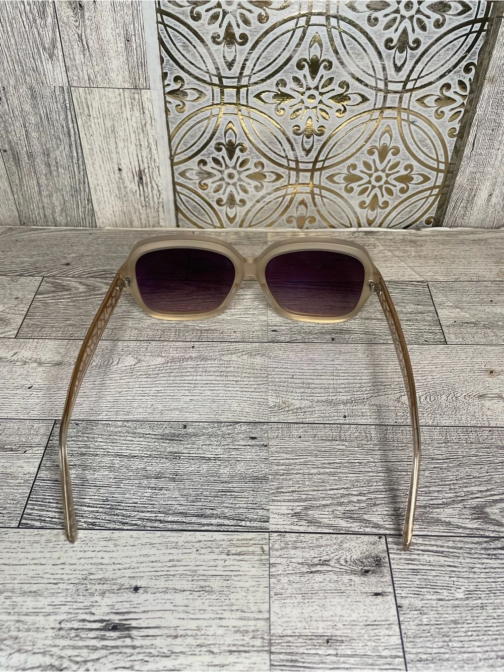 Sama karolina  Women's Oversized Square Sunglasses